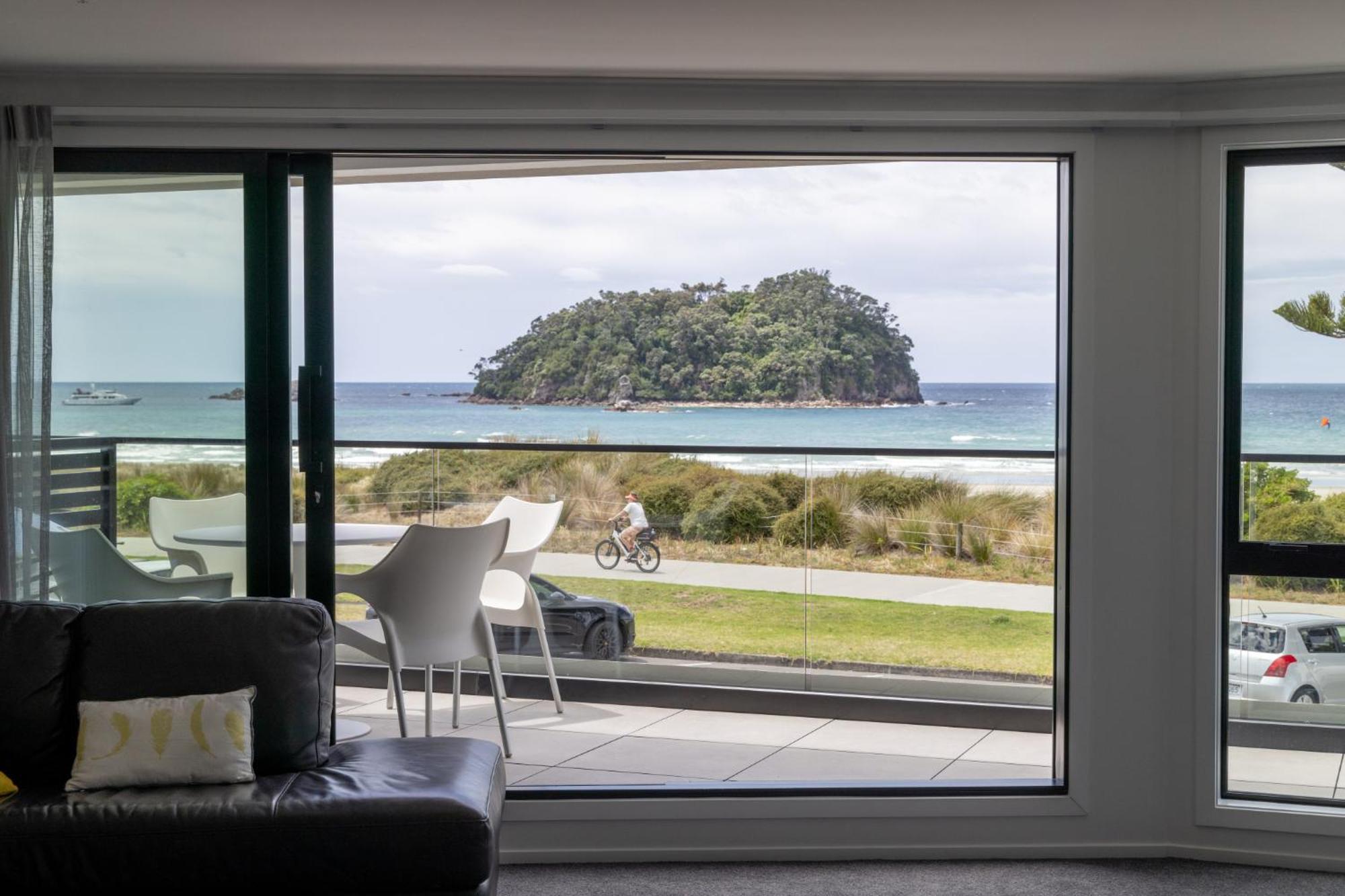 Belle Mer Beachfront Apartments - Self Serviced Mount Maunganui Exteriör bild