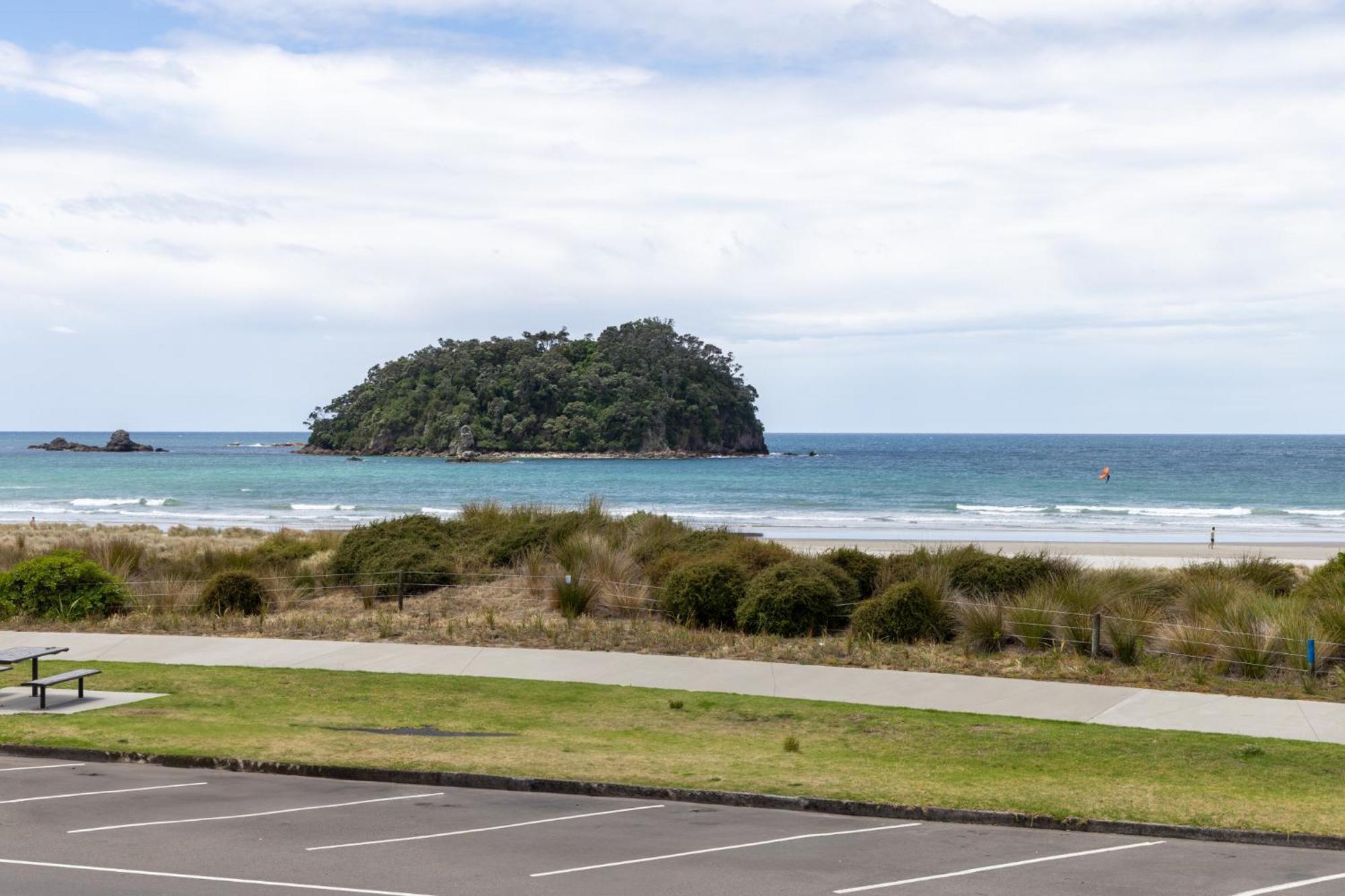 Belle Mer Beachfront Apartments - Self Serviced Mount Maunganui Exteriör bild